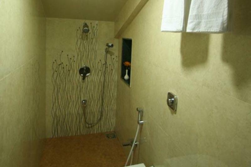Hotel Gold Coast Mumbai Bagian luar foto